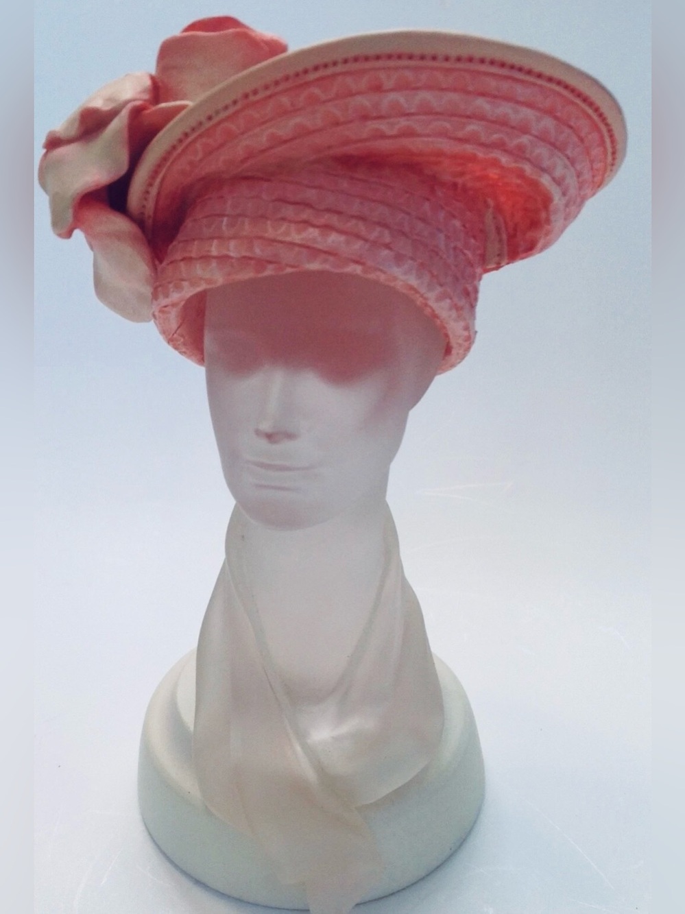 Raine Willitts Pink Frost Figurine Woman in Hat  #27302 Just The Right Style